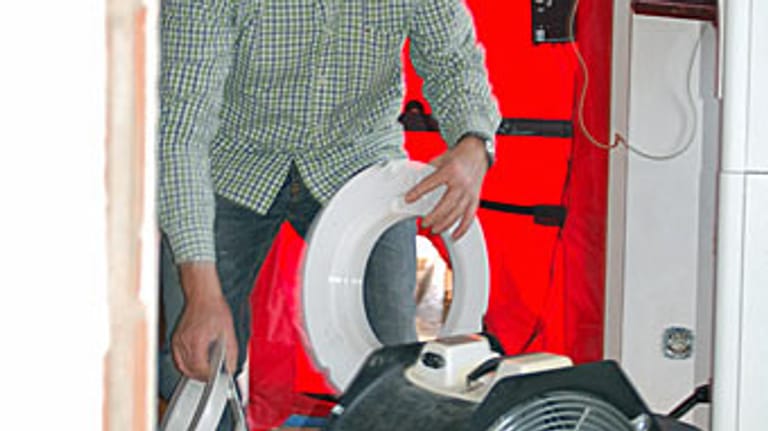 Blower-Door-Test: Ventilator