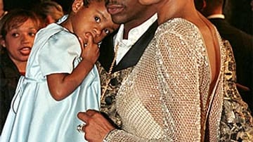 Die kleine Bobbi Kristina war der ganze Stolz ihrer Eltern Whitney Houston und Bobby Brown. Diese Aufnahme stammt aus dem Jahr 1997, hier ist die Kleine vier Jahre alt.