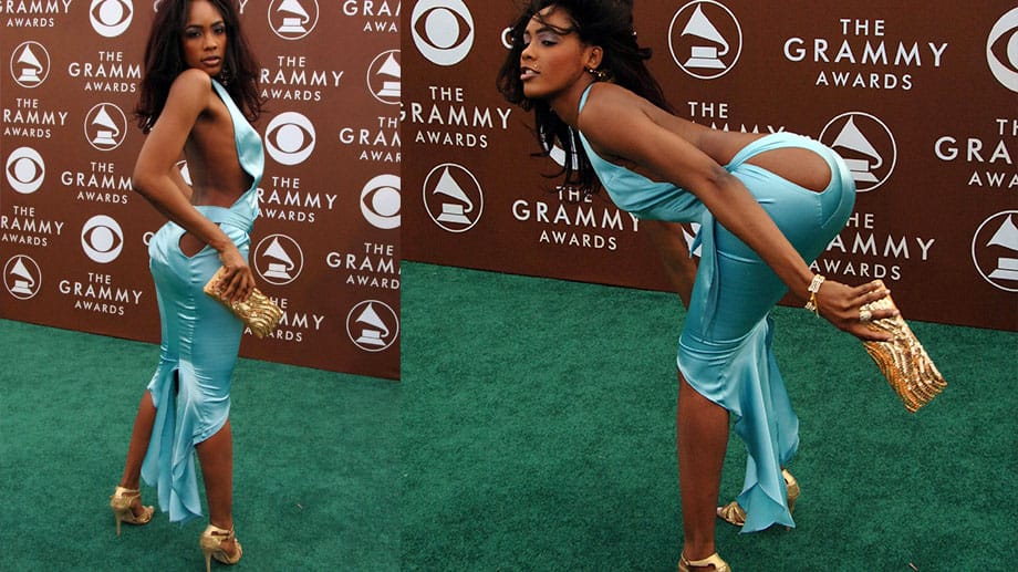 Ein nackter Rücken kann entzücken, aber die Pose auf dem rechten Bild ist ja wohl fürn A... - die Rapperin Donni Rai bei den Grammy Awards 2006.