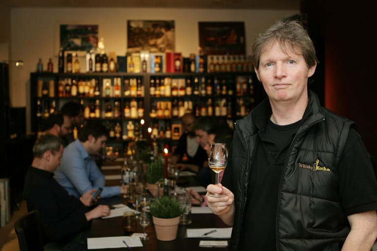 Chris Pepper - Whisky-Koch in Darmstadt.