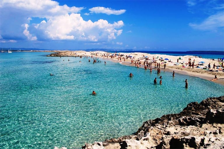 Platz 2: Strand "Playa de ses Illetes" (Formentera, Balearen).