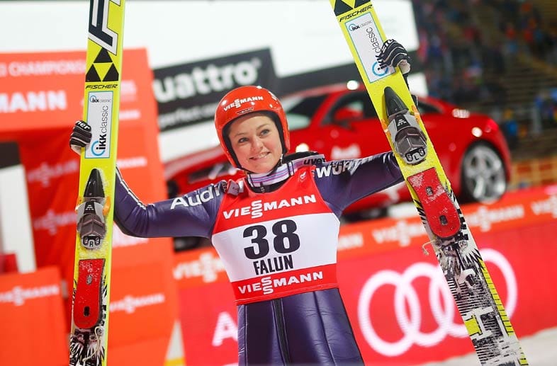 Nach Sieg bei Olympia nun auch Platz eins bei der WM für Skispringerin Carina Vogt.