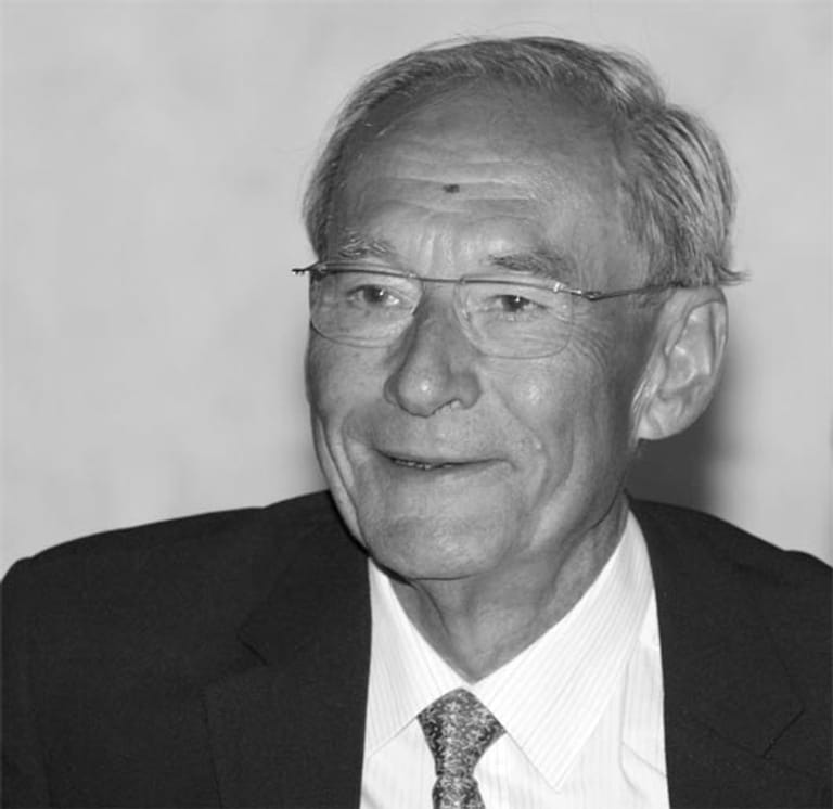Albert Wilhelm Hornbach, Mitbegründer der Baumarkt-Kette, ist am 20. Februar 2015 im Alter von 79 Jahren verstorben.