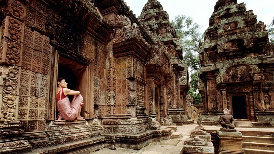 Die Tempelanlagen von Angkor Wat sind die wichtigste Sehenswürdigkeit in Kambodscha. Daher sehen es die Behörden gar nicht gerne, dass Touristen hier die Hüllen fallen lassen. 2015 gab es schon zwei solche Zwischenfälle.