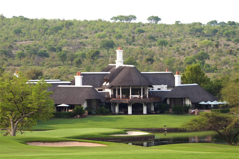 Leopard Creek Country Club: Dieser Platz an der südlichen Grenze des Krüger Nationalparks liegt im Ranking der Top-Plätze Südafrikas ganz vorne. Das Clubhaus ist zudem ein wahrer Palast.