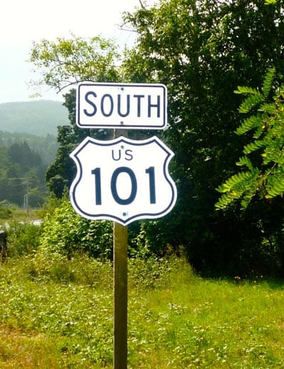 Ein Schild auf dem Highway 101.