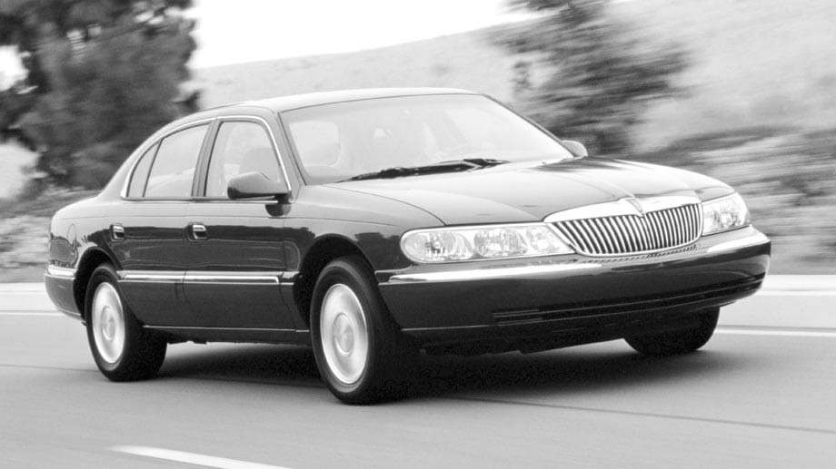 Es half alles nichts: 2002 lief der vorerst letzte Lincoln Continental vom Band. Nun wird das Kult-Auto wiederbelebt und wird 2016 auf den Markt kommen.