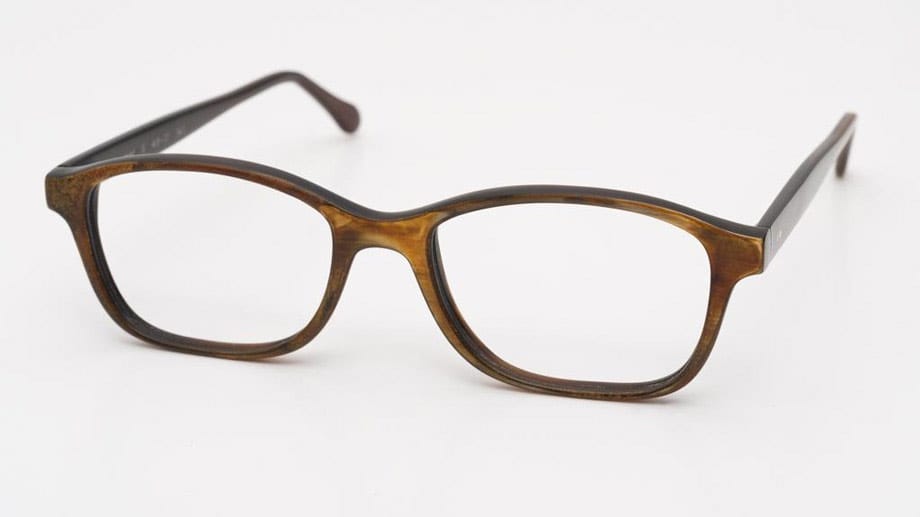 In der Manufaktur von Eric Lauer entstehen maßgefertigte Brillen aus Holz und Horn.