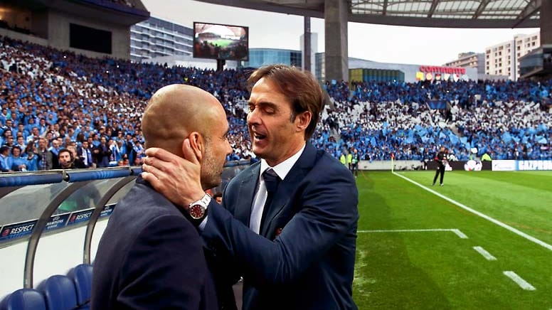 Es ist angerichtet: Vor 50.000 Zuschauern im Estadio do Dragao in Porto begrüßen sich die beiden Trainer der Kontrahenten herzlich. Pep Guardiola (li.) geht mit seinem FC Bayern als Favorit in die Partie bei Julen Lopetegui und dem FC Porto.