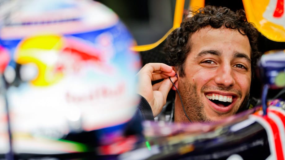 Red-Bull-Pilot Daniel Ricciardo startet gut gelaunt ins Rennwochenende.