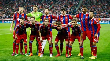 Los geht´s in der Allianz Arena: Die Bayern haben im Rückspiel eine schwere Aufgabe vor sich. Sie müssen ein 1:3 aus dem Champions-League-Hinspiel drehen, wenn sie ins Halbfinale einziehen wollen.