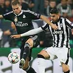 Die Turiner wollen die Königlichen von Beginn an unter Druck setzen. Mittelfeldspieler Alvaro Morata (re.) attackiert Madrids Verteidiger Pepe.