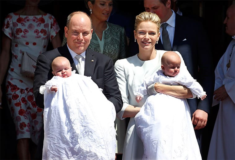 Fünf Monate nach ihrer Geburt sind die Zwillinge des monegassischen Fürstenpaares Albert II. (57) und Charlène (37) in der Kathedrale von Monaco getauft worden.