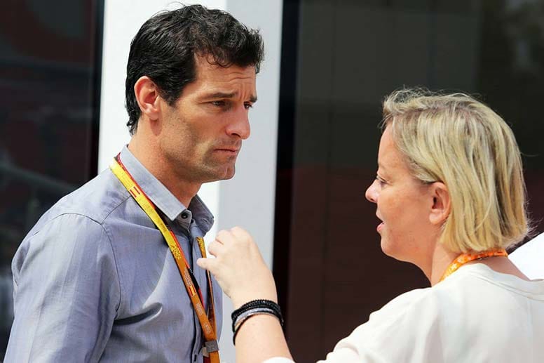 Vettels ehemaliger Teamkollege Mark Webber und Michael Schumachers Managerin Sabine Kehm sind ebenfalls auf dem Circuit de Catalunya.