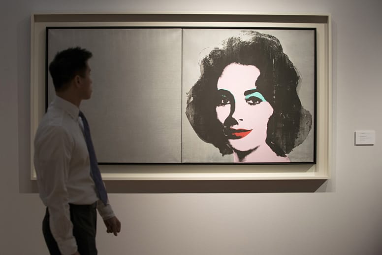"Silver Liz (diptych) von Andy Warhol. Das Gemälde wurde von Christie's mit einer Taxe von 25 bis 30 Millionen Dollar gepreist.