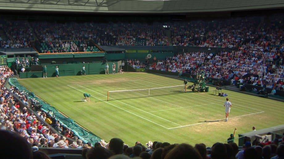 Die Tennis-Elite in Wimbledon: Auf dem heiligen Rasen spielen sich vom 29. Juni bis 12. Juli wahre Krimis ab, wenn Rafael Nadal, Roger Federer oder Sabine Lisicki zu ihren Matches antreten.