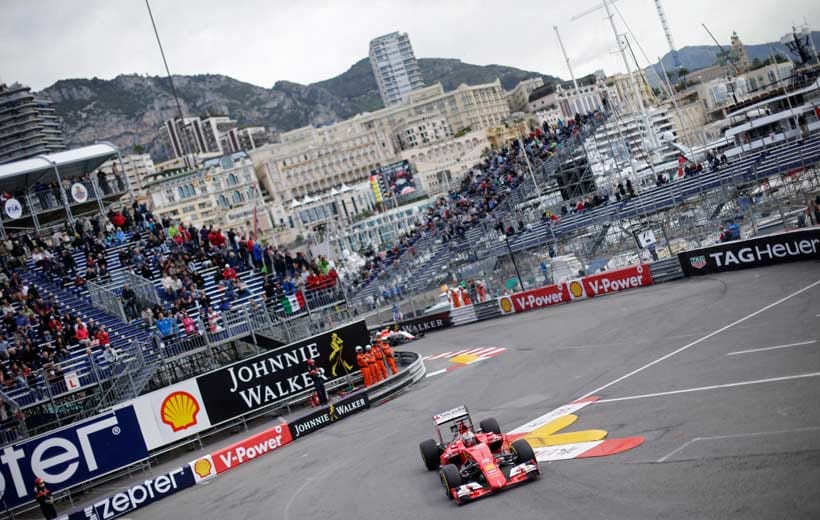 Sebastian Vettel will nach dem Rückschlag in Barcelona wieder näher an die Silberpfeile heranrücken.