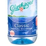 "Glashäger Classic" (0,49 Cent pro Liter): Auch dieses Wasser ist mit Korrosionsmittel verunreinigt. Die Tester empfehlen kranken und geschwächten Menschen, es nur abgekocht zu trinken und bewerten die Deklaration mit "Ausreichend".