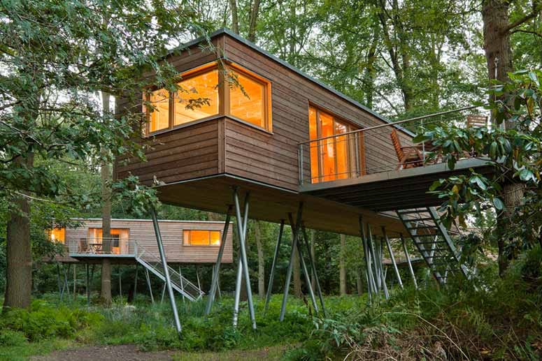 Luxuriös und modern sind die Baumhäuser im "Ressort Baumgeflüster". Hier bleiben trotz Aufenthalt im Wald keine Wünsche offen.