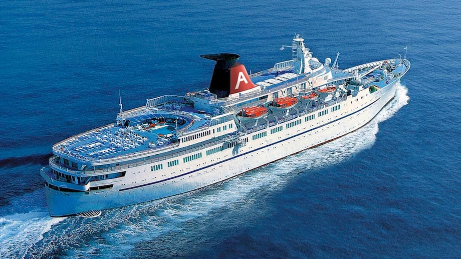 "Princess Daphne" hatte in ihrem Leben einige Namen. Seit Oktober 2012 lag das Schiff an der Pier in Souda auf Kreta und trat am 17. Mai 2014 die letzte Reise in Richtung Alang in Indien an, wo sie verschrottet wurde.