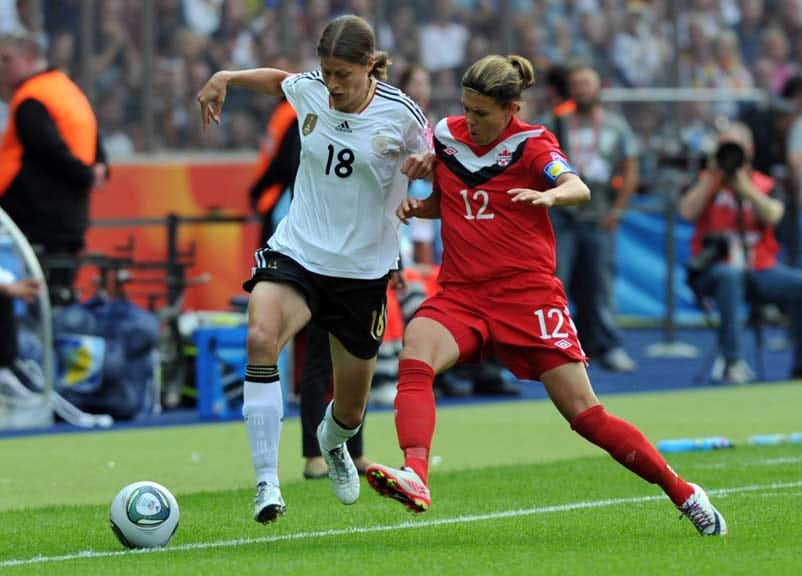 Nochmal WM im Olympiastadion, diesmal die der Frauen. 2011 war das Eröffnungsspiel zwischen dem DFB-Team und Kanada ausverkauft. Deutschland gewann 2:1.