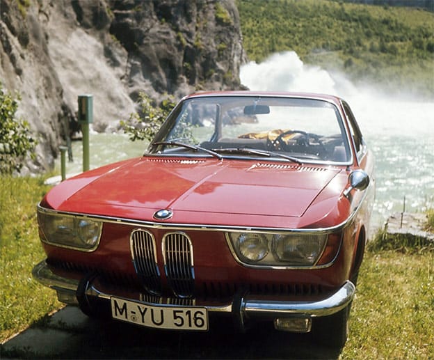 Den BMW 2000 CS ließ sich BMW damals fürstlich bezahlen. Für das Geld gab es lediglich einen 2,0-Liter-Vierzylinder, während fast alle Wettbewerber dieser Preisklasse wie Alfa Romeo (2600 Sechszylinder), Glas (2600 V8) oder Opel (Diplomat 5,4 Liter V8) mit weit mächtigeren Motoren aufwarteten.