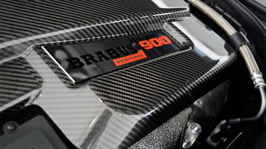 Die Tuningkur bescheren dem Brabus Fahrleistungen wie man sie ansonsten nur bei Sportwagen wie dem neuen AMG GT S antrifft. In nur 3,7 Sekunden beschleunigt der Brabus auf Tempo 100. Die Spitzengeschwindigkeit liegt bei abgeregelten 350 km/h.