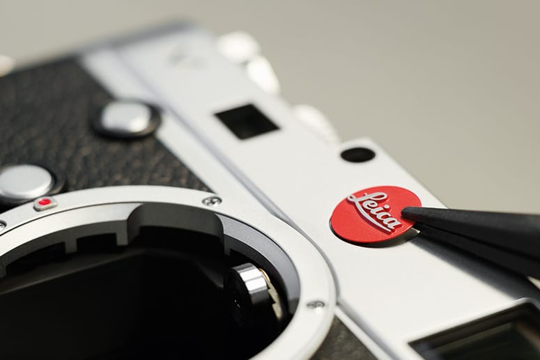 Bei Leica wird größtenteils per Hand gearbeitet.