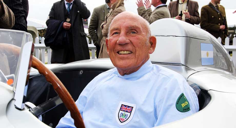 Und auch von der Rennfahrer-Legende Sir Stirling Moss kam in Goddham ein Wagen zur Versteigerung. Der Brite zählte Ende in den 50er und Anfang der 60 Jahre zu den ganz Großen im Rennzirkus. Trotz zahlreicher Einzelsiege konnte er nie die Weltmeisterschaft in der Formel 1 erringen.