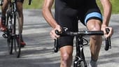 Der große Favorit: Christopher Froome gilt es bei der Tour de France zu schlagen. Der 30 Jahre alte Brite dominierte im Jahr 2013 und fuhr souverän zum Gesamtsieg. 2014 sollte der zweite Erfolg folgen. Nach Stürzen musste der Sky-Leader aber vorzeitig aufgeben. Die Rechnung will er nun begleichen.