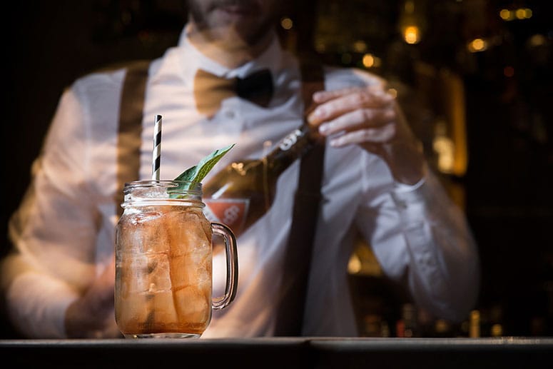 Aus Wermut lassen sich hervorragende Cocktails mixen. Die passen wegen der bittersüßen Note gut in den Sommer. Aus Wermut lassen sich hervorragende Cocktails mixen. Die passen wegen der bittersüßen Note gut in den Sommer.
