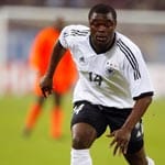 Gerald Asamoah, geboren in Ghana und 2001 eingebürgert, war nicht nur auf Schalke, sondern auch bei den deutschen Fans sehr beliebt. Seine größten Erfolge im DFB-Trikot: Vizeweltmeister 2002 und der dritte WM-Platz 2006 in Deutschland.