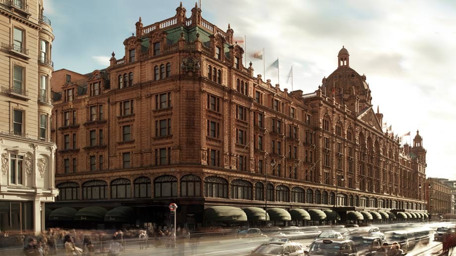 Kulinarische Spezialitäten gibt es ebenfalls im berühmten Luxus-Kaufhaus Harrods in London.