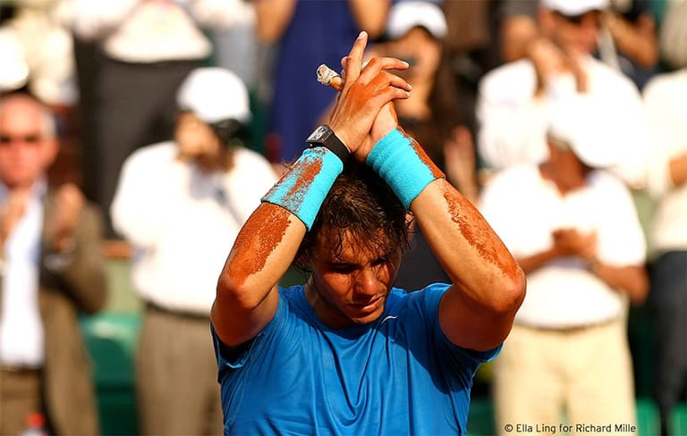 Widerspenstig: Die Vorgänger-Uhr von Rafael Nadal musste schnelle Bewegungen, große Rückstoßkäfte und Sand aushalten.