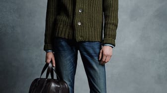 Grobe Strickjacken wie hier bei Michael Kors wird man im Herbst und Winter öfter an Männern sehen.