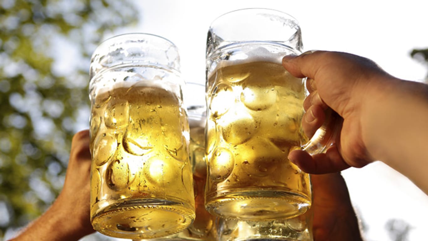 Im "Isarseidl" wird das Bier traditionell ausgeschenkt.