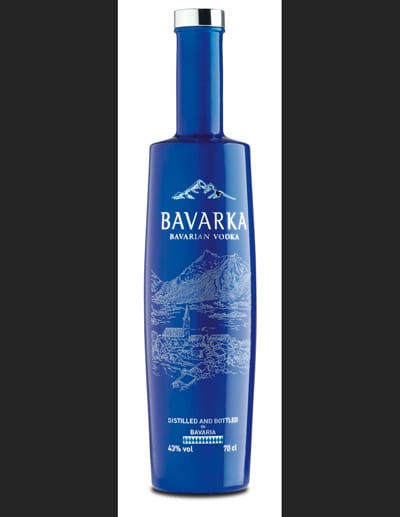 Der blauweiße "Bavarka" ist ein bayerischer Wodka auf Kartoffelbasis. Er schmeckt süßlicher als seine Kollegen auf Getreidebasis.