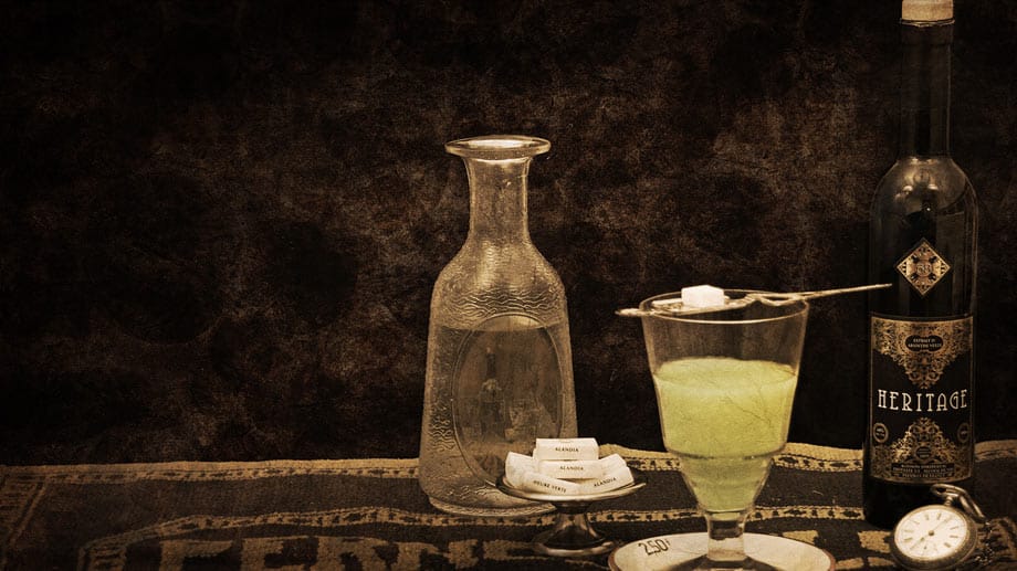 Auf der Website "absinth-alandia.de" gibt es nicht nur Absinth, sondern auch das typische Zubehör wie Löffel, Fontäne oder Gläser.