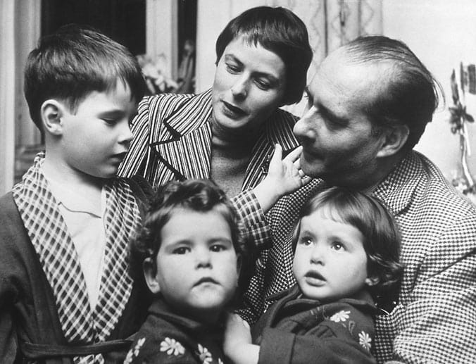 Mit dem Regisseur Roberto Rosselini hatte Ingrid Bergman drei gemeinsame Kinder: Robertino und die Zwillinge Isabella und Isotta.