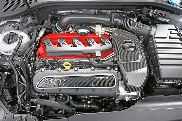 Presslufthammer: Der Audi-Motor als homogen aufgepumpter Herzbube mit spürbarem PS-Kick als Pointe.