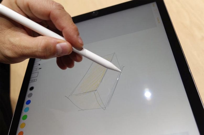 Zum neuen iPad gibt es erstmals auch einen drucksensitiven Stift, den Apple Pencil. Der Preis dafür beträgt 99 Dollar.