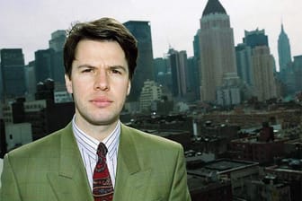 Peter Kloeppel im zarten Alter von Anfang 30 als erster USA-Korrespondent von RTL zu Beginn der 90er Jahre.