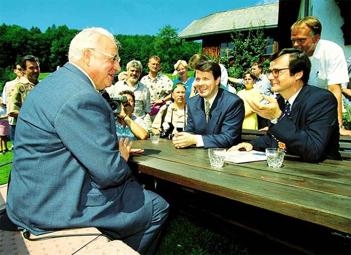 Beim Sommerinterview von 1996 sprach Kloeppel mit Altkanzler Helmut Kohl.