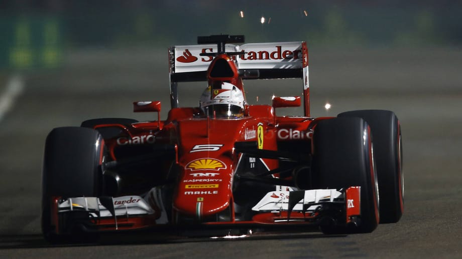 Ferrari scheint bereit für das Qualifying im Singapur: Sebastian Vettel fährt im dritten Training die Bestzeit.