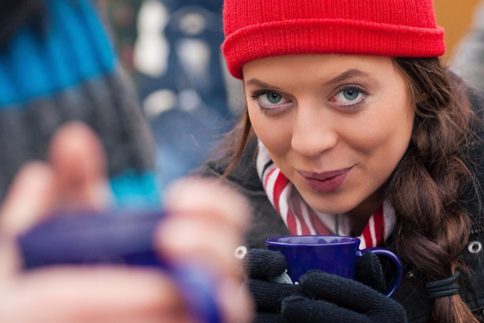 Glühwein ist lecker, keine Frage. Aber genießen Sie das Heißgetränk lieber in Maßen.