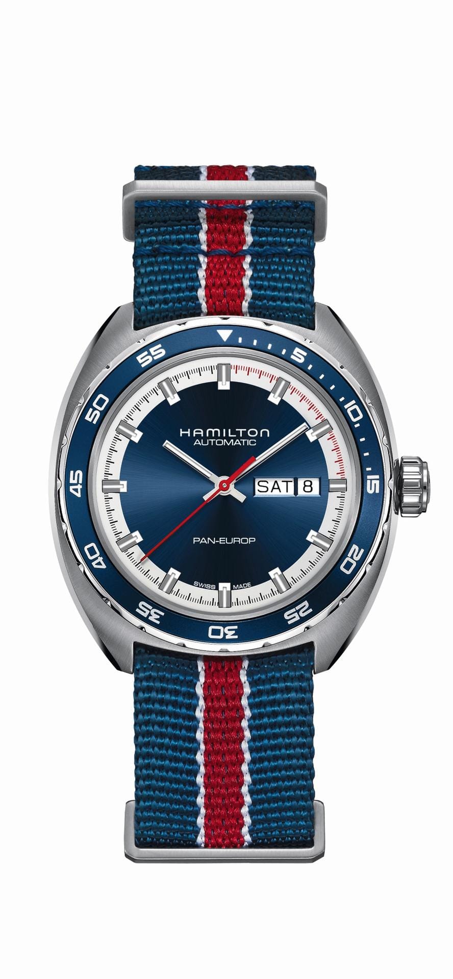 Ein Blickfang ist die Hamilton Pan Europ vom US-Hersteller Hamilton. Die Uhr für 995 Euro kommt im Set mit dem Leder- und dem Textilarmband.
