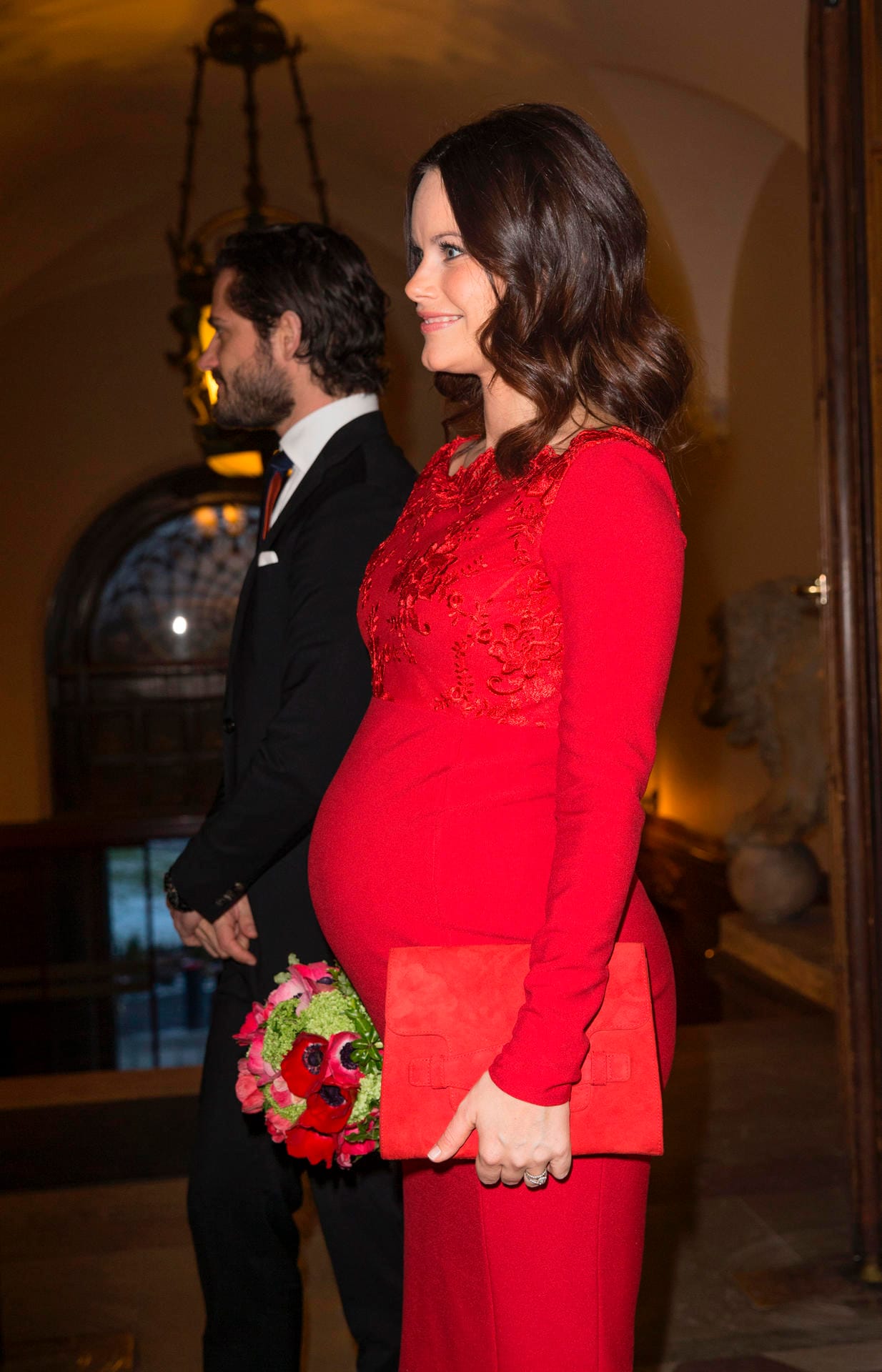 Lady in Red: Prinzessin Sofia bezauberte am 19. Februar bei einem Termin in der Königlichen Akademie der freien Künste in Stockholm mit ihrem knallroten Kleid.