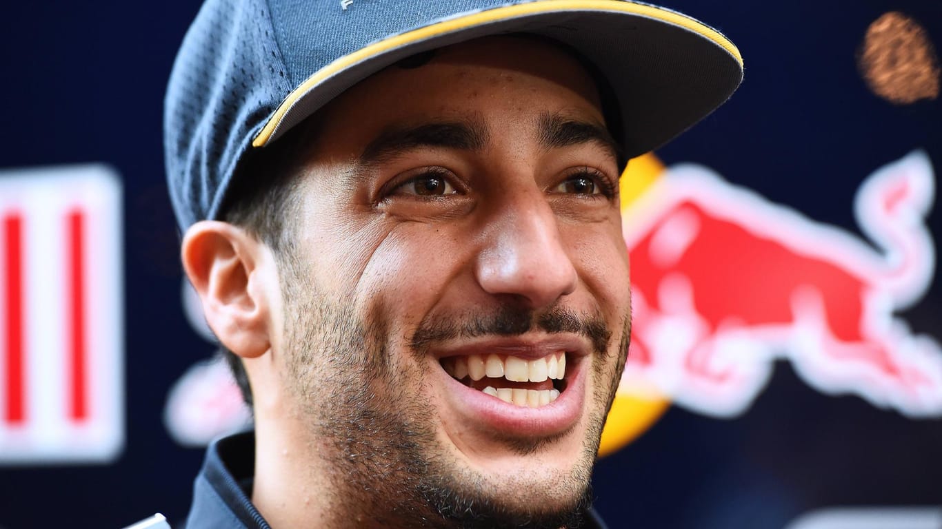 Hat gut Lachen: Daniel Ricciardo startet erneut für Red Bull.