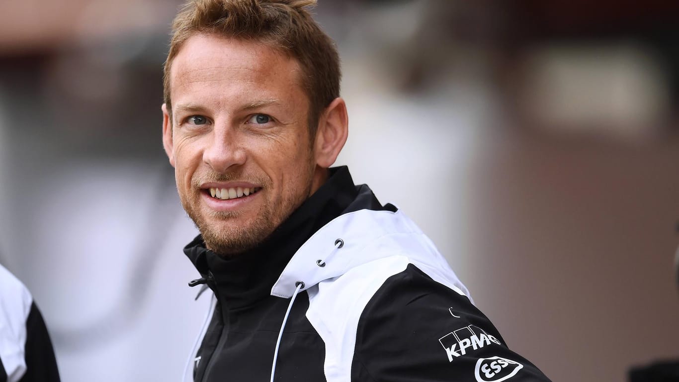 Britischer Oldie: Jenson Button soll McLaren-Honda zu besseren Zeiten lenken.