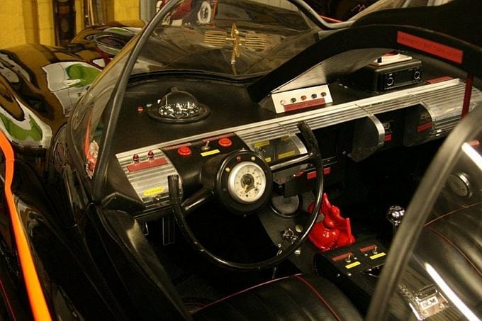 Das Cockpit des Batmobils.